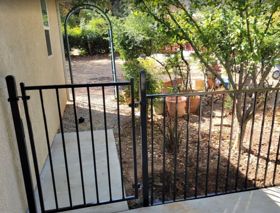 Metal Gate Fences in Anderson, CA